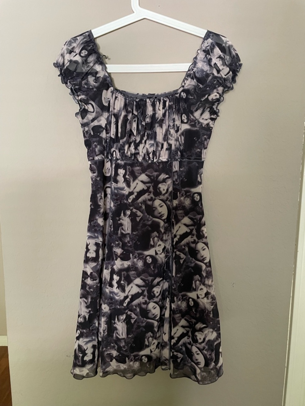 Women's Black & White Photo-Print Mini Dress